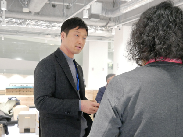 経営企画本部　岸本部長